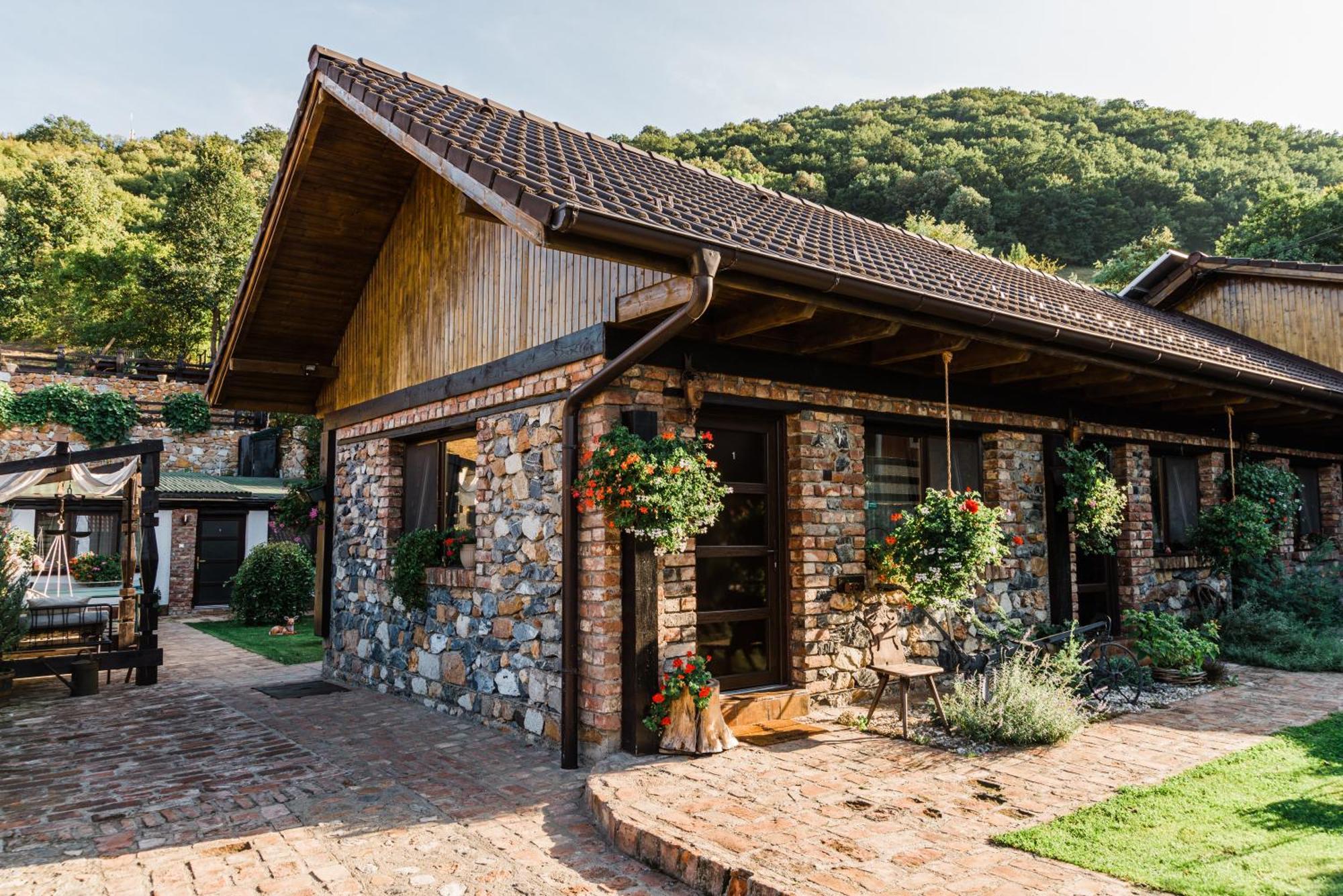 Hotel Casa Soseco Orşova Exteriér fotografie